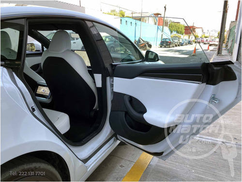 Tesla Model S 2022