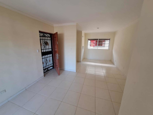 Imagen 16 de 25 de Apartamento En Venta, Res. San Isidro Labrador