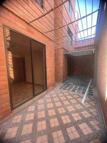 Apartamento En Venta En Laureles. Cod V10059