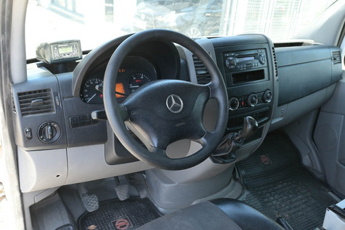 Imagen 11 de 16 de Sprinter 415 Cdi 3665 Nic