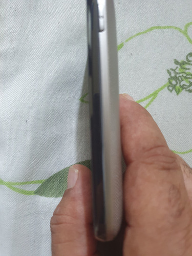 Celular Samsung Antigo Para Colecionadores Prateado (Usado)