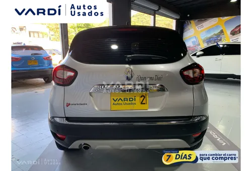 Renault 05 Captur INTENS