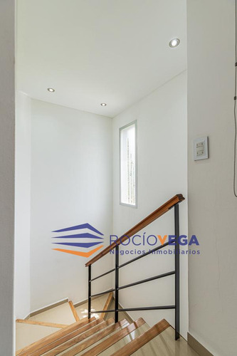 Casa A La Venta En Casco De Álvarez Moreno