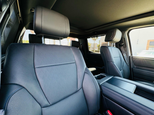 Toyota Tundra 3.5 V6 Hev Platinum 4X4
