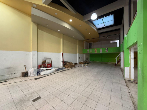 Local Comercial 270 M² Cubierto - 2 Cuadras Plaza San Justo Y Peatonal - S.justo (ctro)