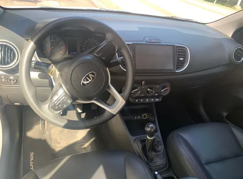 Kia Soluto