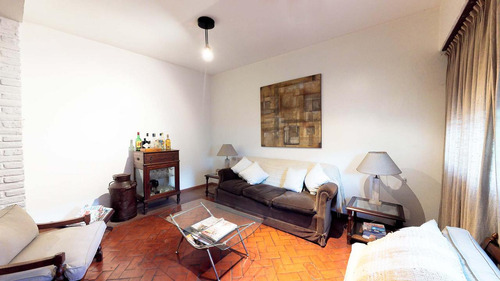 Casa En Venta En La Plata