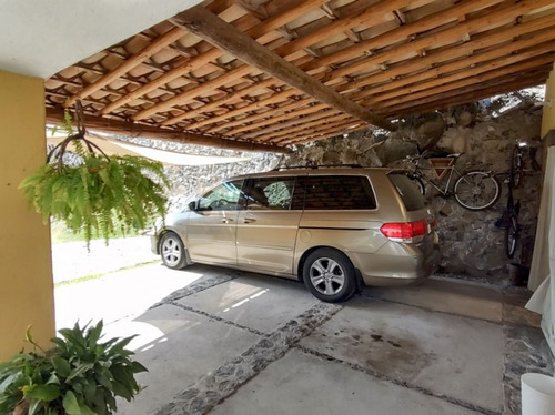 Casa Estilo Mediterráneo En Un Solo Nivel En Burgos Bugambilias, Temixco Morelos.