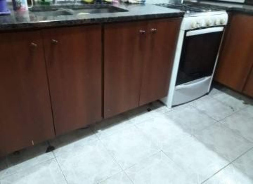Casa En Venta - 2 Dormitorios 1 Baño - 140mts2 - La Plata