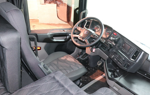 Scania R450 6x2 Ano 2021