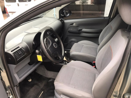 Volkswagen Fox 1.6n 71a 5 Ptas. Mt / Gnc / 2010