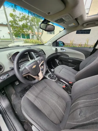 Chevrolet Sonic 1.6 Lt 5 p
