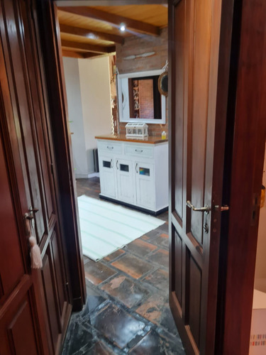 Venta Casa 3 Dormitorios El Sosiego Con Cochera