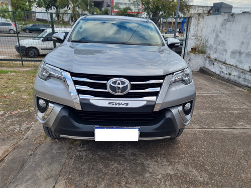 Toyota Hilux SW4 2.8 Srx 177cv 4x4 7as At