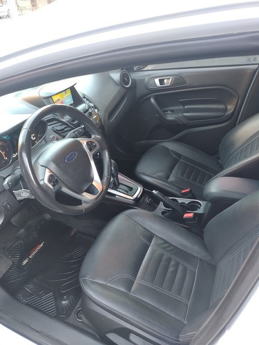 Ford Fiesta Kinetic Design 1.6 Titanium Powershift 120cv