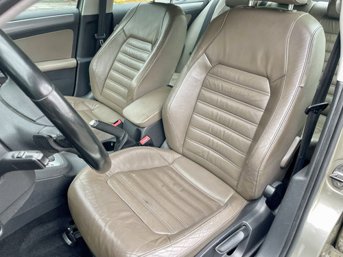 Volkswagen Jetta 2.0 Tsi Highline 4p