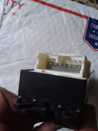 Imagen 3 de 6 de Mando Control Vidrio Toyota Corolla Sapito, Pantallita