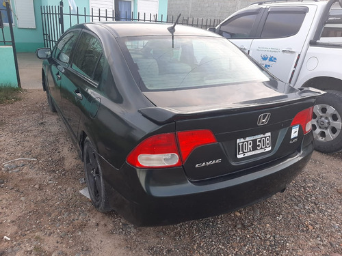 Honda Civic 1.8 Lxs Mt