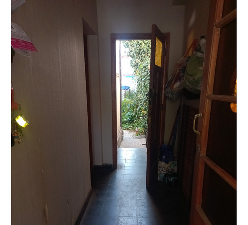 Cómoda Casa De 2 Pisos En Setor Residencial Consolidado