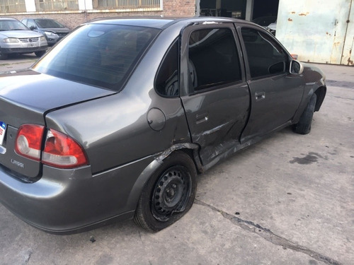 Imagen 6 de 17 de Chevrolet Corsa Classic