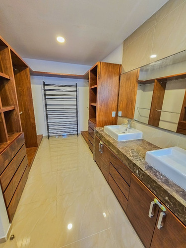 Casa · 3 Recámaras · Residencial Palmaris · Av. Huayacan · Amenidades