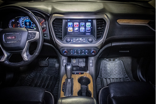 GMC Acadia 3.7 Denali At
