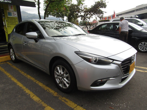 Imagen 3 de 15 de Mazda