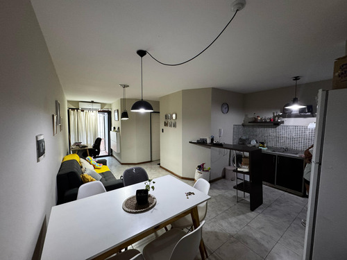 Departamento En Venta Sobre Av. Duarte Quirós - Apto Crédito