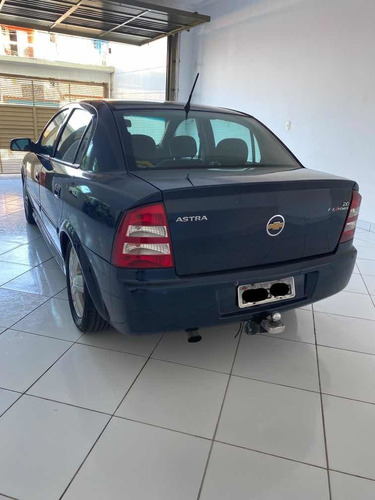 Chevrolet Astra Sedan 2005 2.0 Elegance Flex Power Aut. 4p
