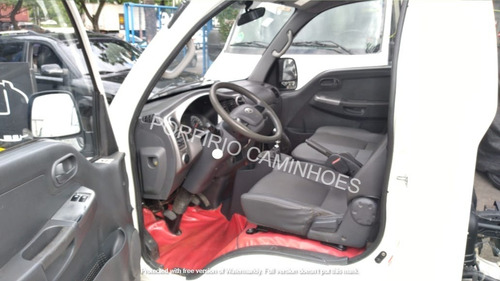 Imagem 8 de 15 de Kia Bongo