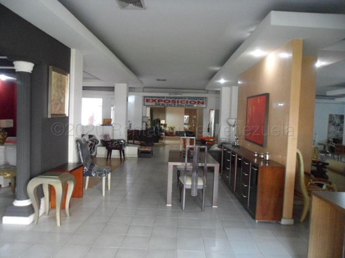 Edificio Comercial En Venta La Yaguara Mls #23-9006 Bm