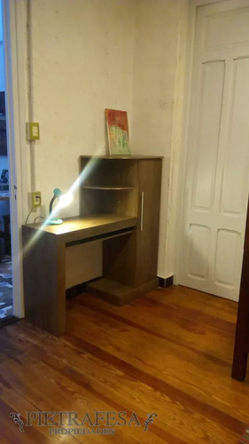 Casa En Venta, 3 Dormitorios, 2 Baños Juan Jacobo Rousseau , Unión.