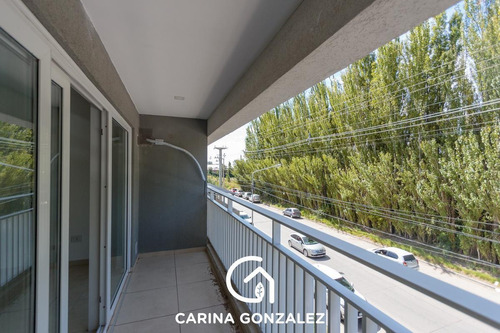 Imagen 18 de 23 de Departamento En Venta 2 Dormitorios Con Cochera Obrero Arg Y Figueroa