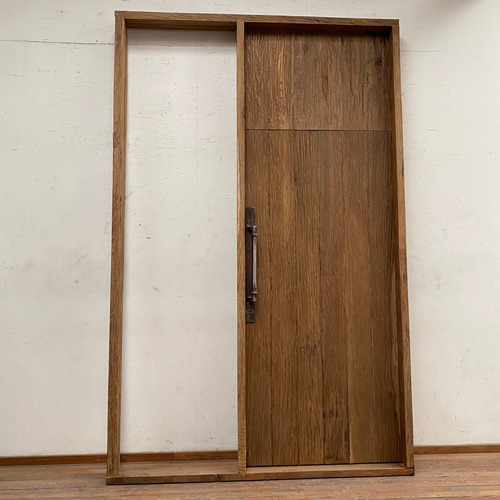 Puerta De Entrada De Una Hoja Con Paño Lateral - Cod: 6336 Marrón Claro