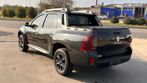 Renault Duster Oroch 2.0 Privilege