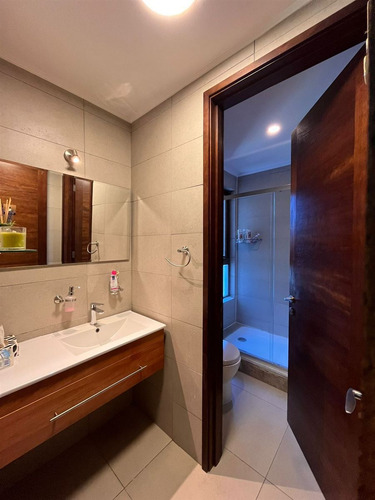 Casa En Venta De 4 Dorm. En Pucón