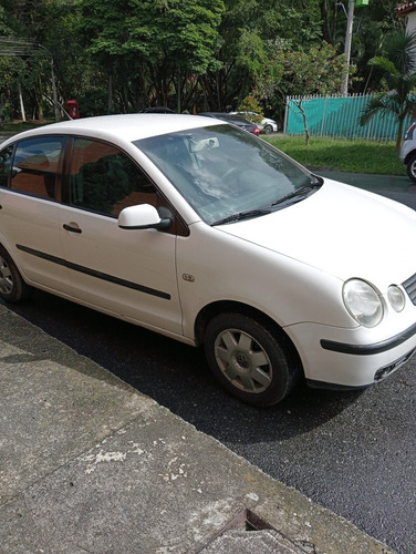 Volkswagen Polo 1.6 Basico
