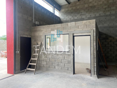 Imagen 4 de 9 de Galpón A Estrenar Zona Industrial Villa Rosa