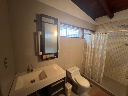 Imagen 13 de 30 de En Venta Casa Oportunidad El Peñon 340m2 4h 5b 4p Jardin Privacidad