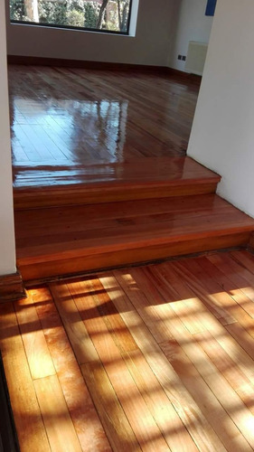 Imagen 2 de 10 de Pulido, Vitrificado E Instalación De Parquet