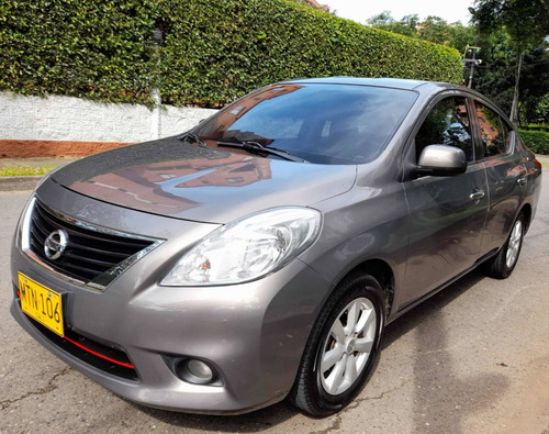 Nissan Versa 2013 1.6 Advance