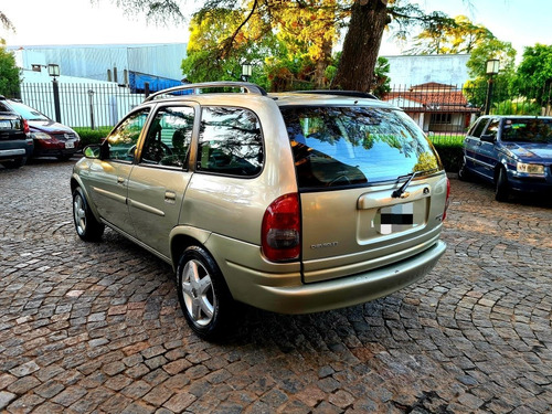 Chevrolet Corsa Classic Wagon Gls 1.4 Gnc 2010 140.000km