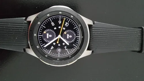 Samsung galaxy watch store r800 bluetooth