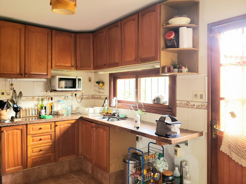 Venta De Casa En San José De Carrasco Sur 4 Dorm + Apto
