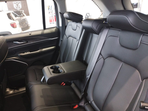 Jeep Grand Cherokee 3.6 Limited 286hp Techo + Llantas 18
