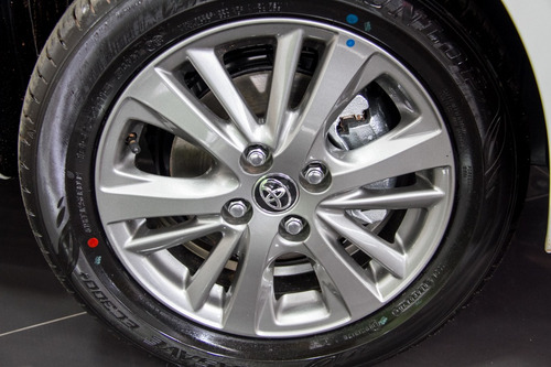 Toyota Yaris 1.5 Xl Plus Connect Cvt (flex)