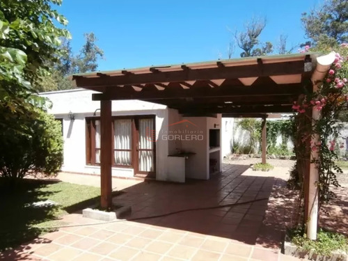 Alquiler De Casa En Punta Del Este, Zona Pinares, Muy Linda Zona A 2 Cuadras Del Mar