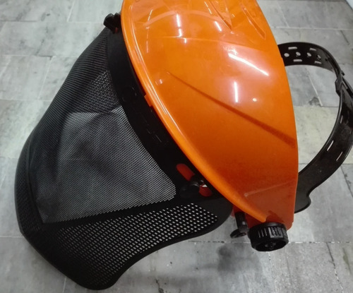 Imagen 3 de 9 de Protector Facial Forestal Libus Arnés Simple