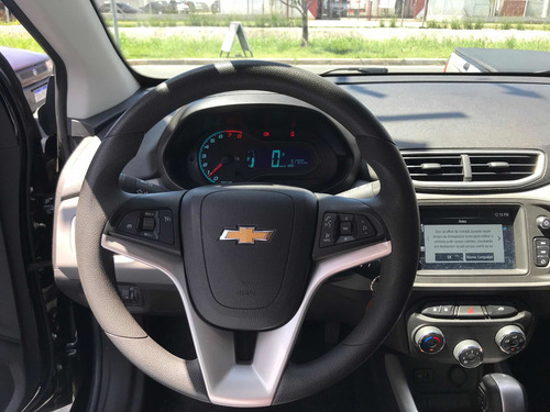 Imagem 7 de 14 de Chevrolet Onix 2017 1.4 Lt Aut. 5p