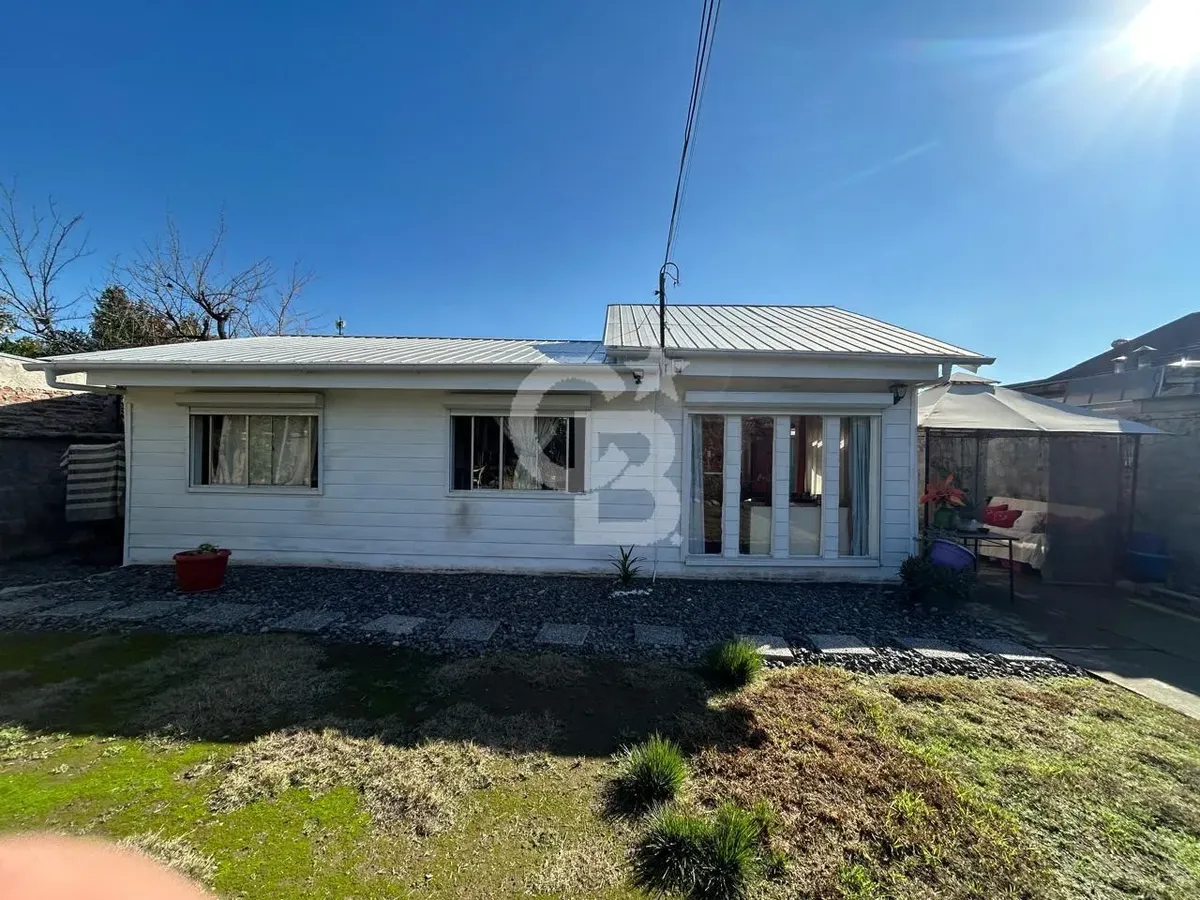 Imagen 3 de 21 de Casa Con Gran Potencial Y Amplio Terreno En La Reina